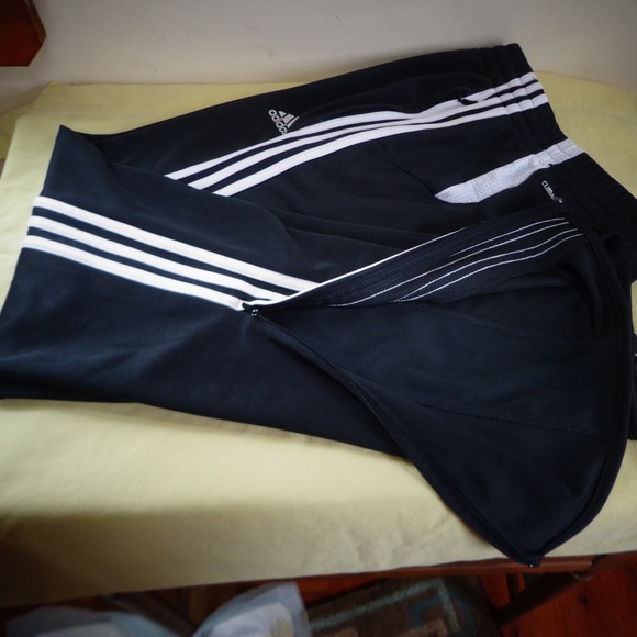 NWOT MAN'S ADIDAS CLIMACOOL ATHLETIC PANTS SZ L - Picture 5 of 8